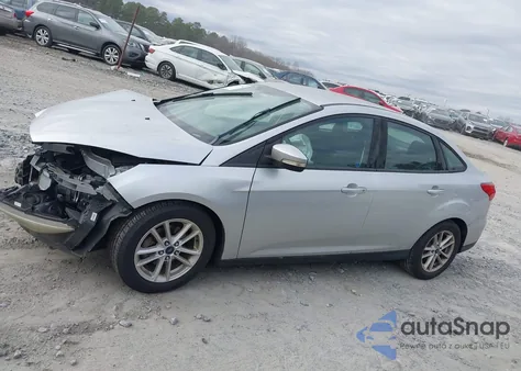 2016 Ford Focus Se z USA, uszkodzony, nr VIN 1FADP3F28GL280949
